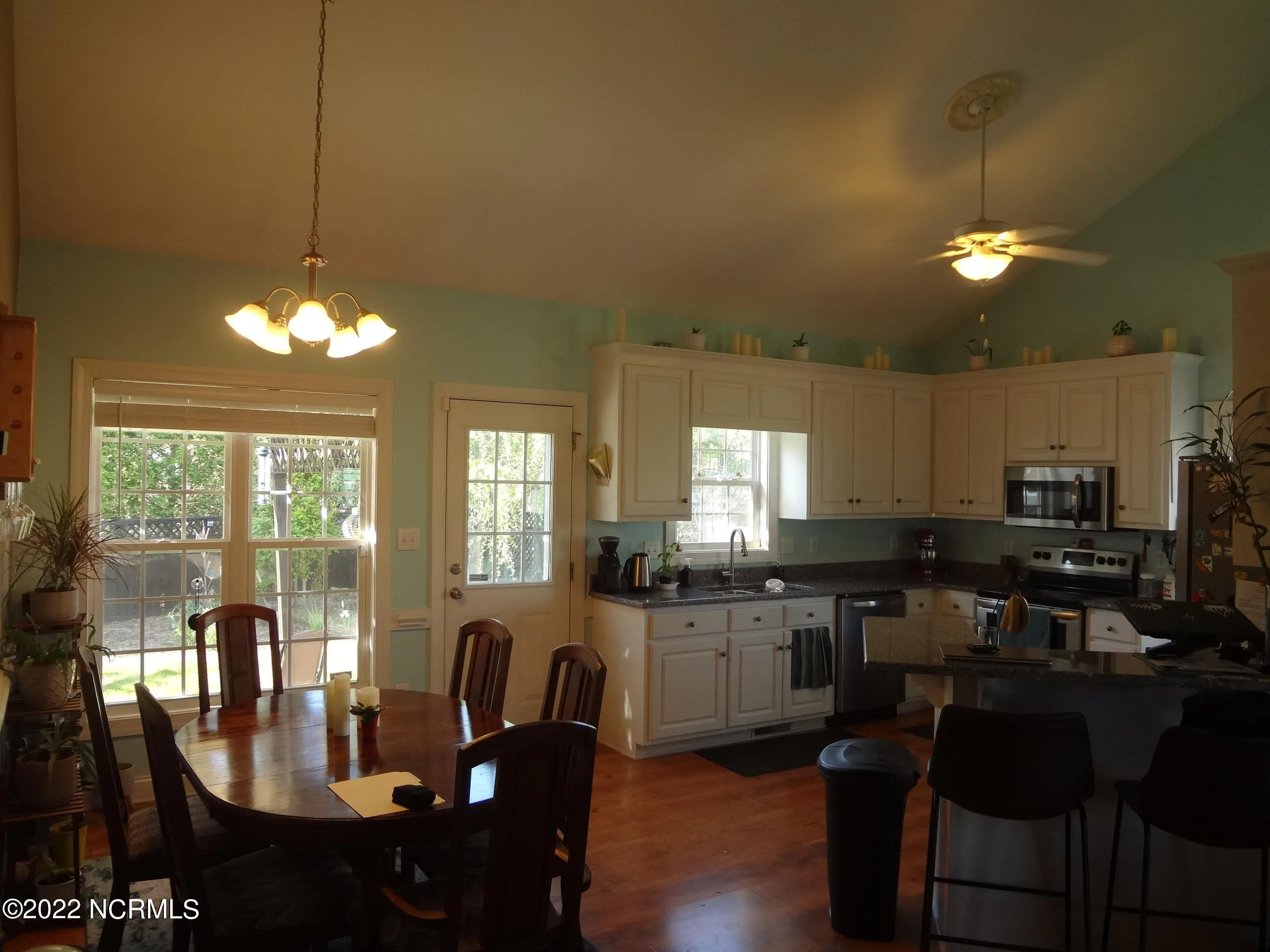 Winterville, North Carolina 28590, United States, 3 Bedrooms Bedrooms, ,2 BathroomsBathrooms,Residential,Active,92614