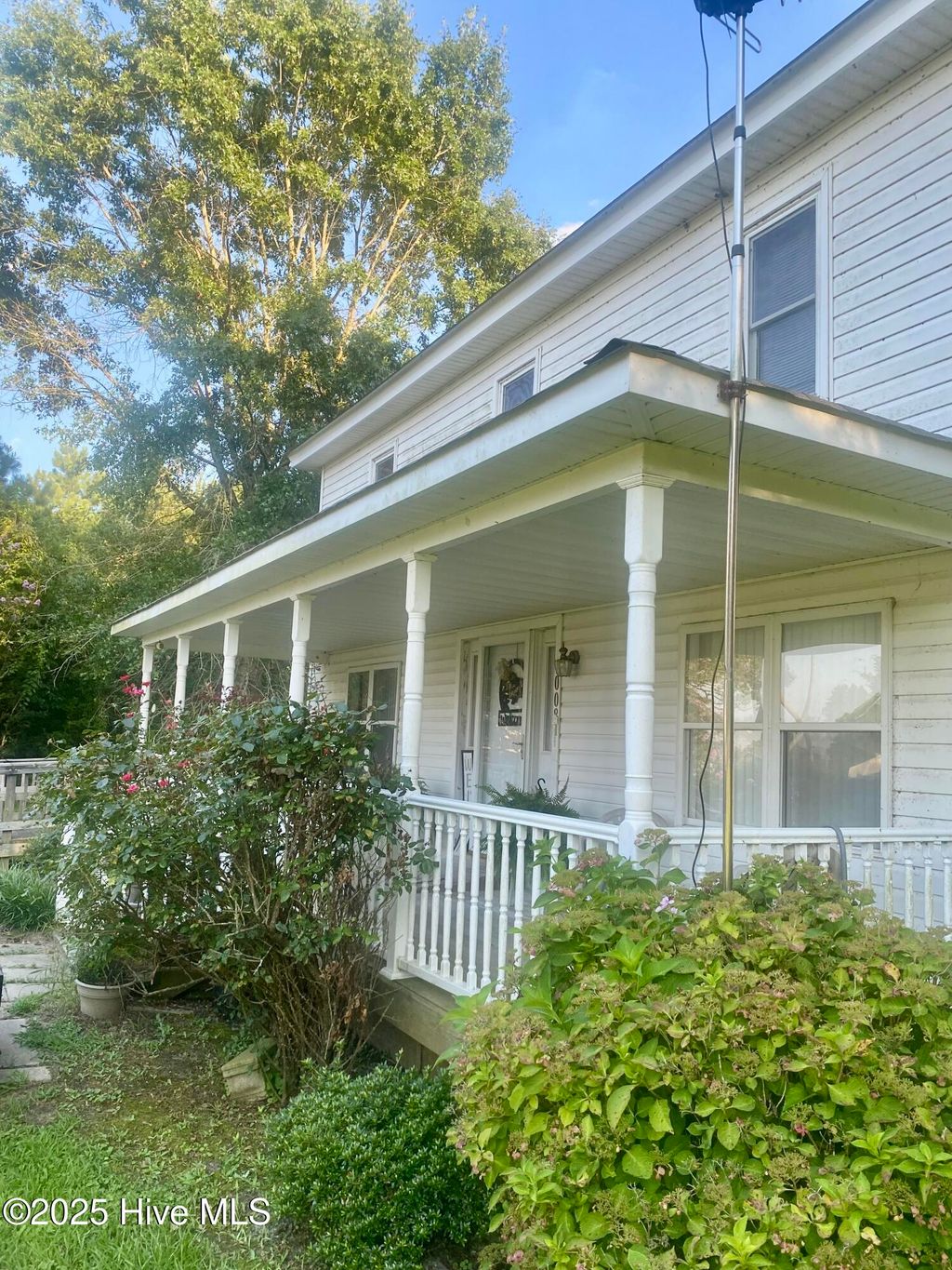 Photo of 1008 New Hope Road, Hertford, NC 27944 (MLS # 100522944)