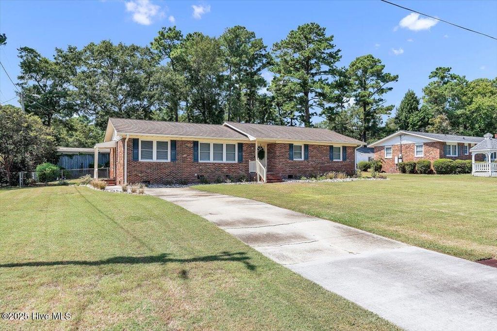 Photo of 314 Brookfield Drive, Wilmington, NC 28405 (MLS # 100529294)