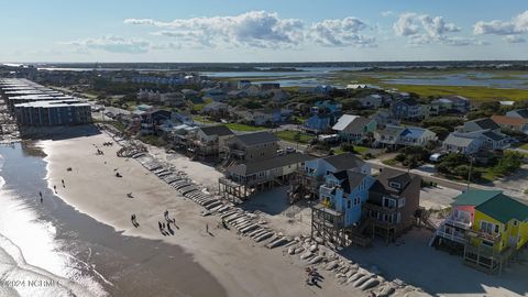 A home in North Topsail Beach