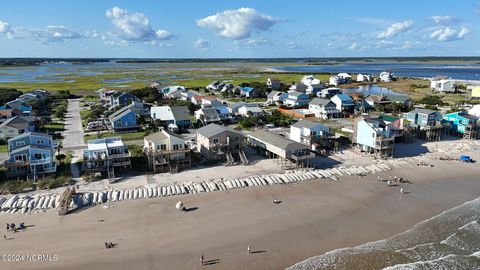 A home in North Topsail Beach