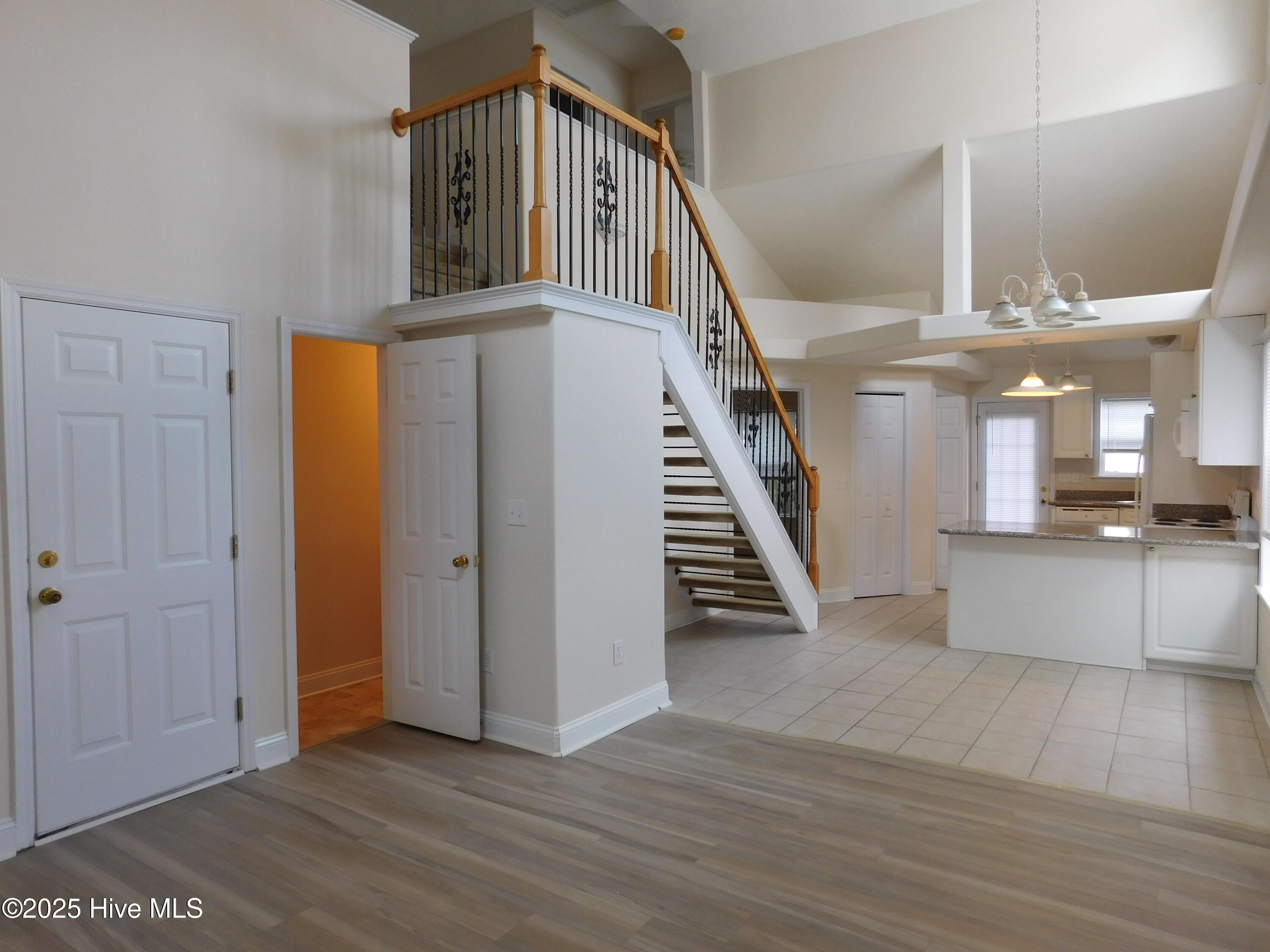 4021 Arbor Green Way 4021/4023/4209/4211/4301