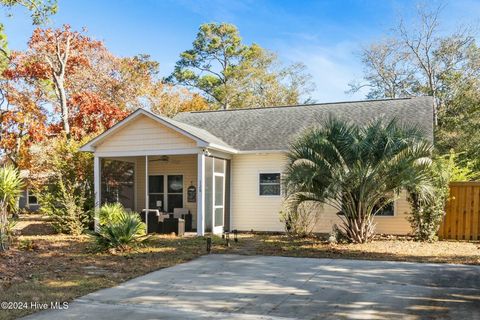 A home in Oak Island