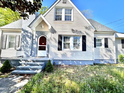 Single Family Residence in Jacksonville NC 415 Bordeaux Street.jpg