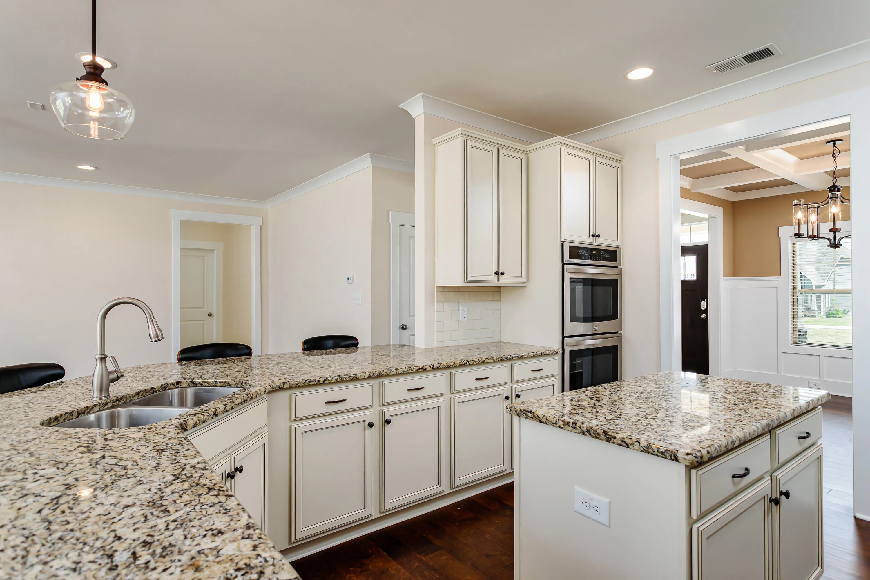 Whispering Pines, North Carolina 28327, United States, 5 Bedrooms Bedrooms, ,3 BathroomsBathrooms,Residential,Pending,26601