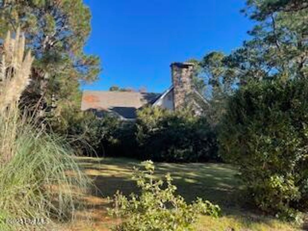 Photo of 115 Devonshire Avenue W #115, Seven Lakes, NC 27376 (MLS # 100539106)