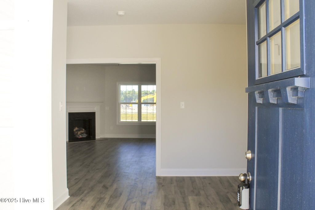 Photo of 214 Windsor Run Boulevard, Jacksonville, NC 28546 (MLS # 100525812)
