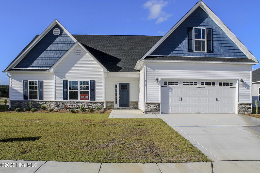 Photo of 214 Windsor Run Boulevard, Jacksonville, NC 28546 (MLS # 100525812)