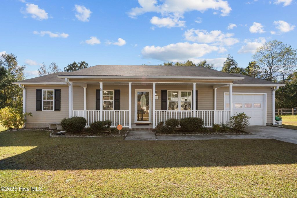 Photo of 115 Howell Drive, Jacksonville, NC 28540 (MLS # 100538256)