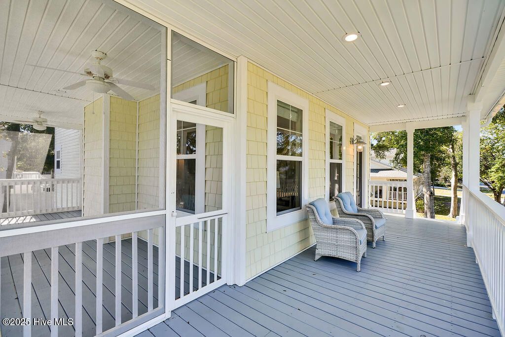 Photo of 805 E Yacht Drive, Oak Island, NC 28465 (MLS # 100539026)