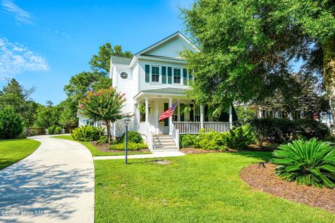 Photo of 5122 Fernwood Drive, Southport, NC 28461 (MLS # 100521438)