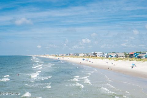 A home in Oak Island