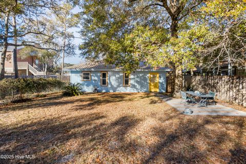 A home in Oak Island