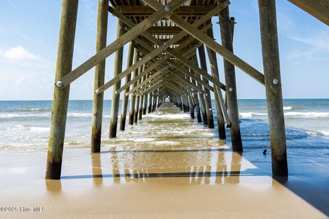 A home in Oak Island