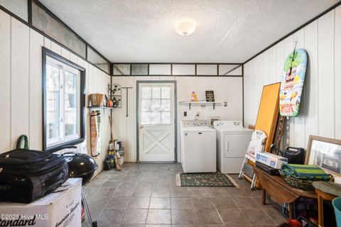 A home in Oak Island