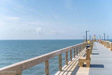 A home in Oak Island