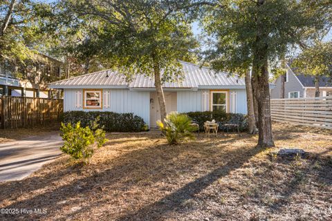 A home in Oak Island