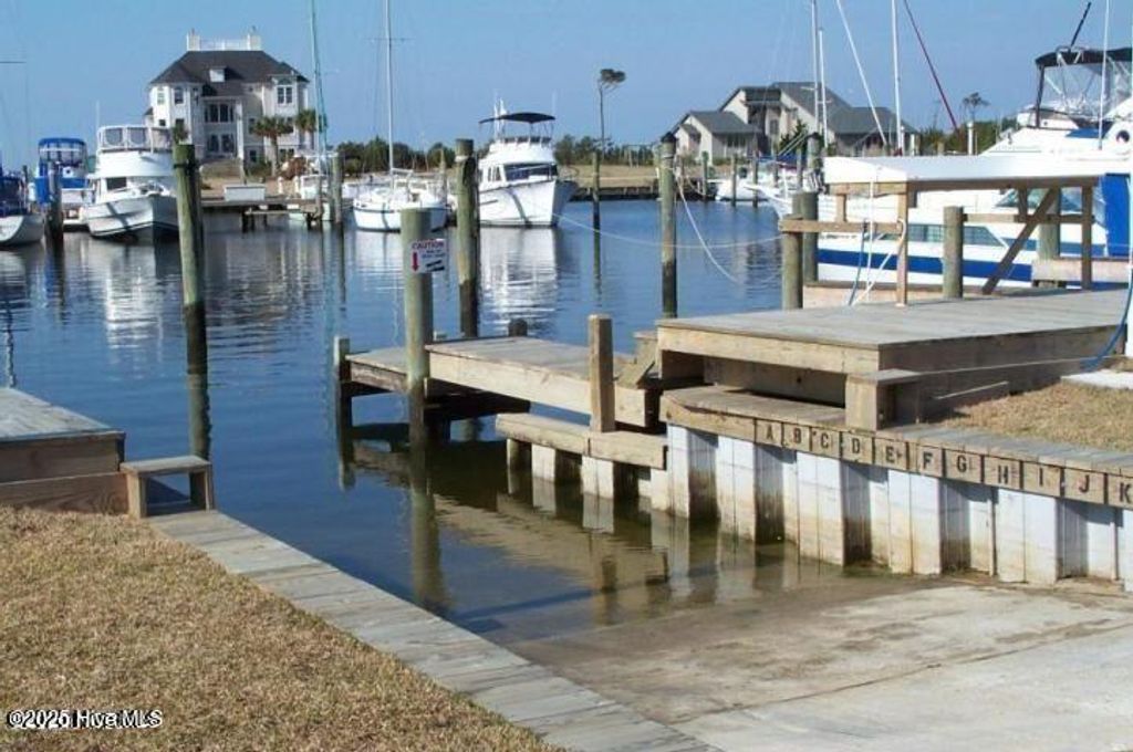 Photo of 708 Comet Drive, Beaufort, NC 28516 (MLS # 100505039)