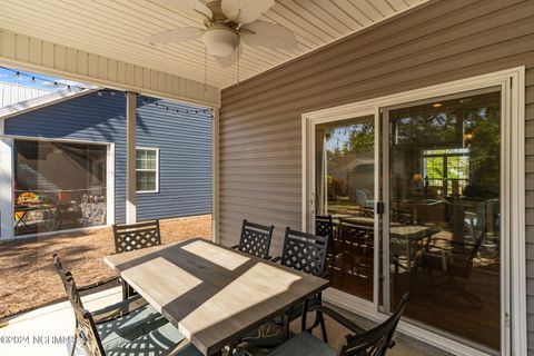 A home in Oak Island