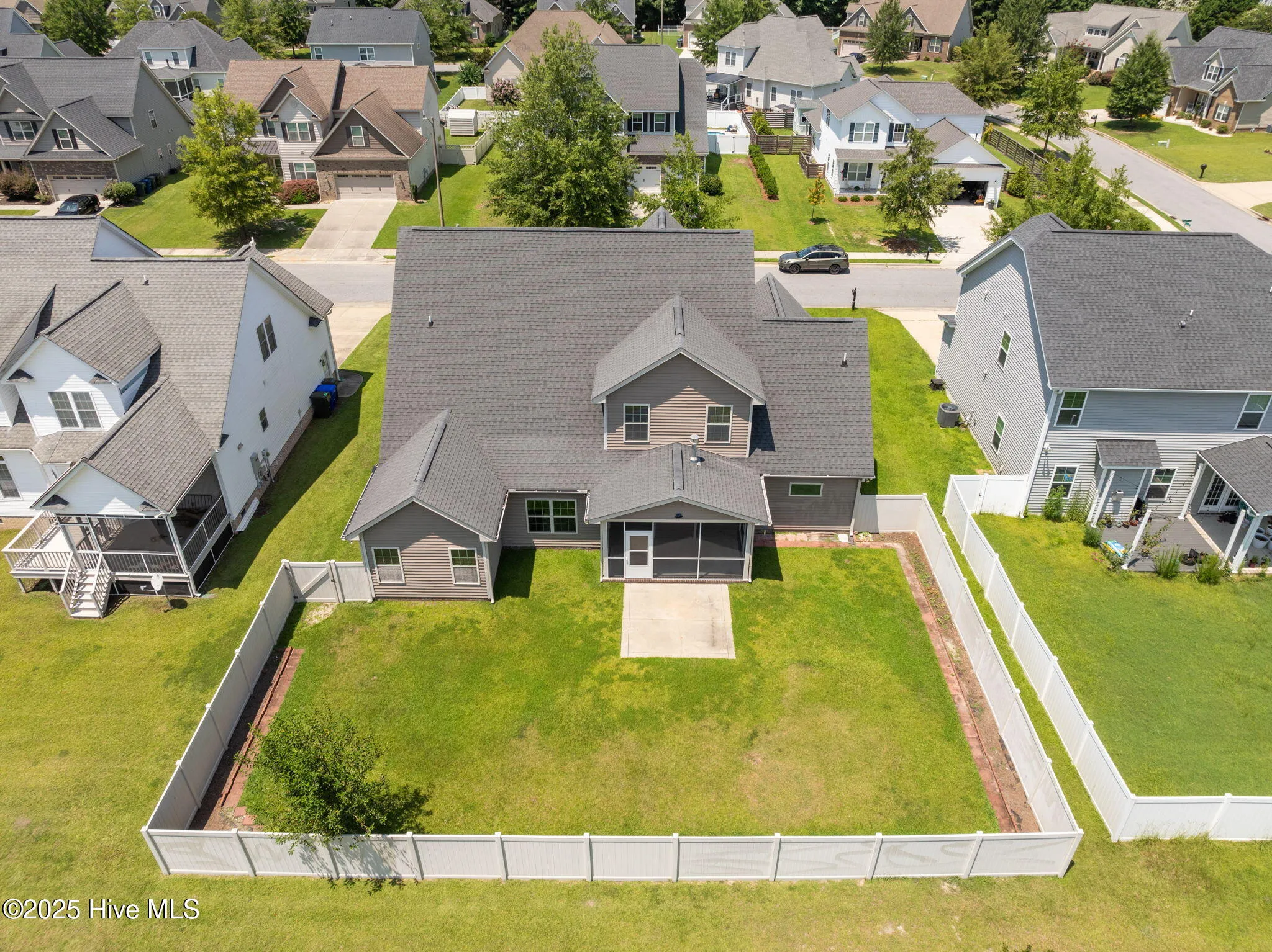 Greenville, North Carolina 27834, United States, 5 Bedrooms Bedrooms, ,5 BathroomsBathrooms,Residential,Active,206839