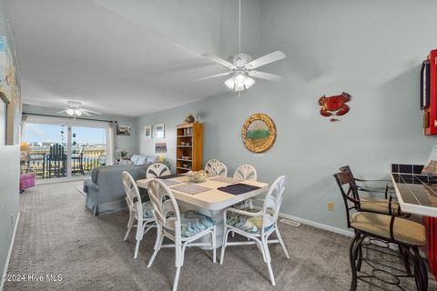 A home in North Topsail Beach