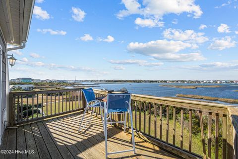 A home in North Topsail Beach