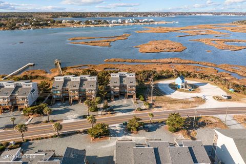 A home in North Topsail Beach