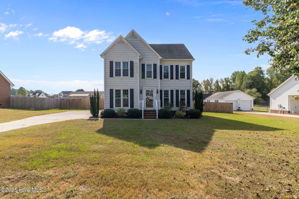 Photo of 3216 Dexter Circle, Kinston, NC 28504 (MLS # 100533802)