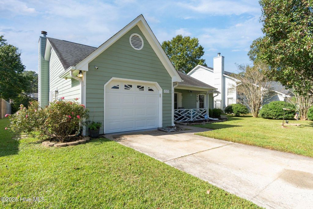 Photo of 107 S Forest Drive, Havelock, NC 28532 (MLS # 100534925)