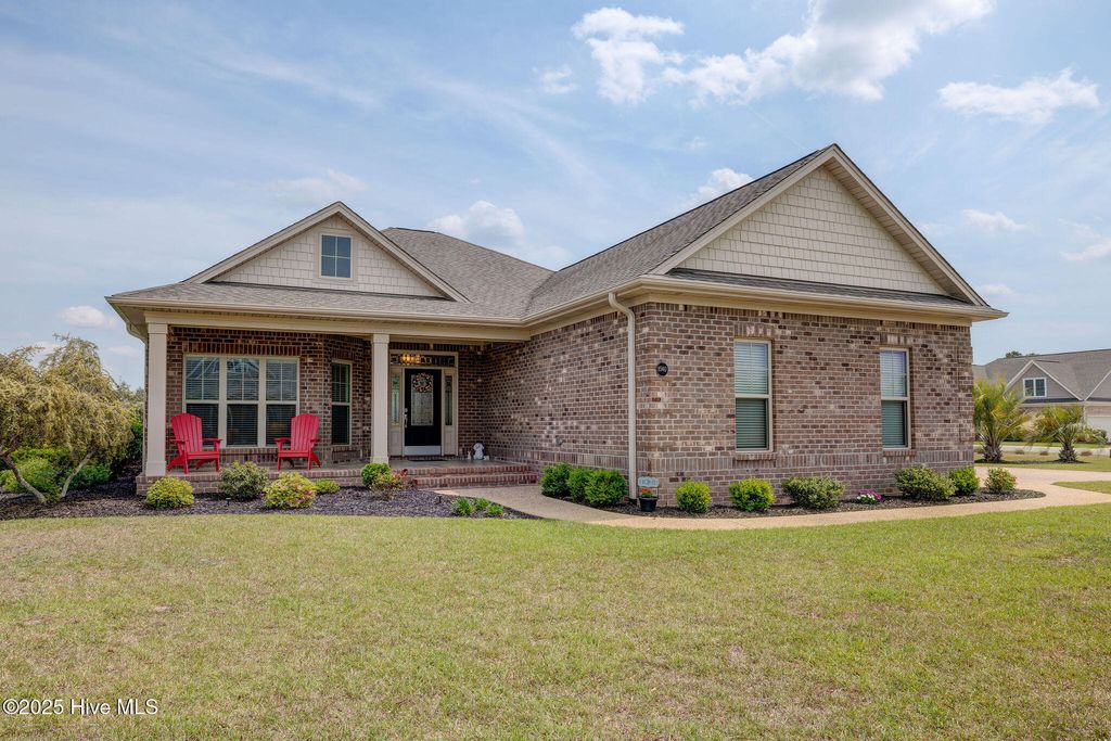 Photo of 8560 Oak Abbey Trail NE, Leland, NC 28451 (MLS # 100502462)