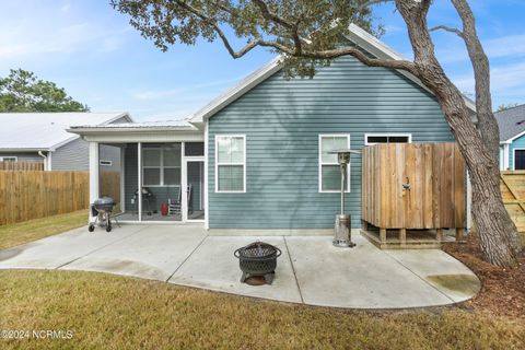 A home in Oak Island