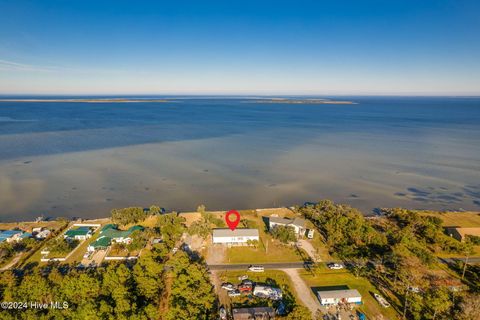 A home in Cedar Island