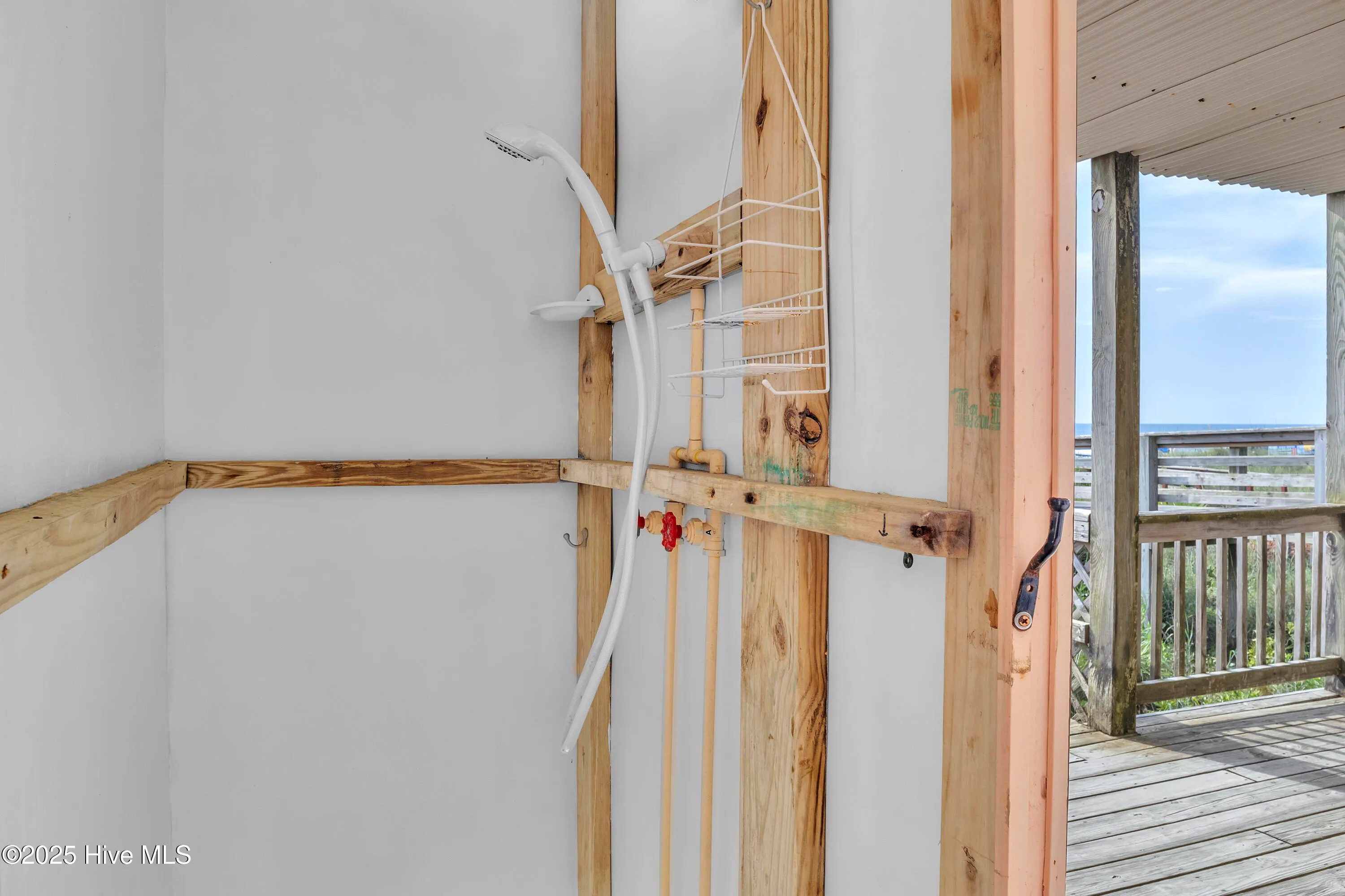 Carolina Beach, North Carolina 28428, United States, 3 Bedrooms Bedrooms, ,2 BathroomsBathrooms,Residential,Active,100422