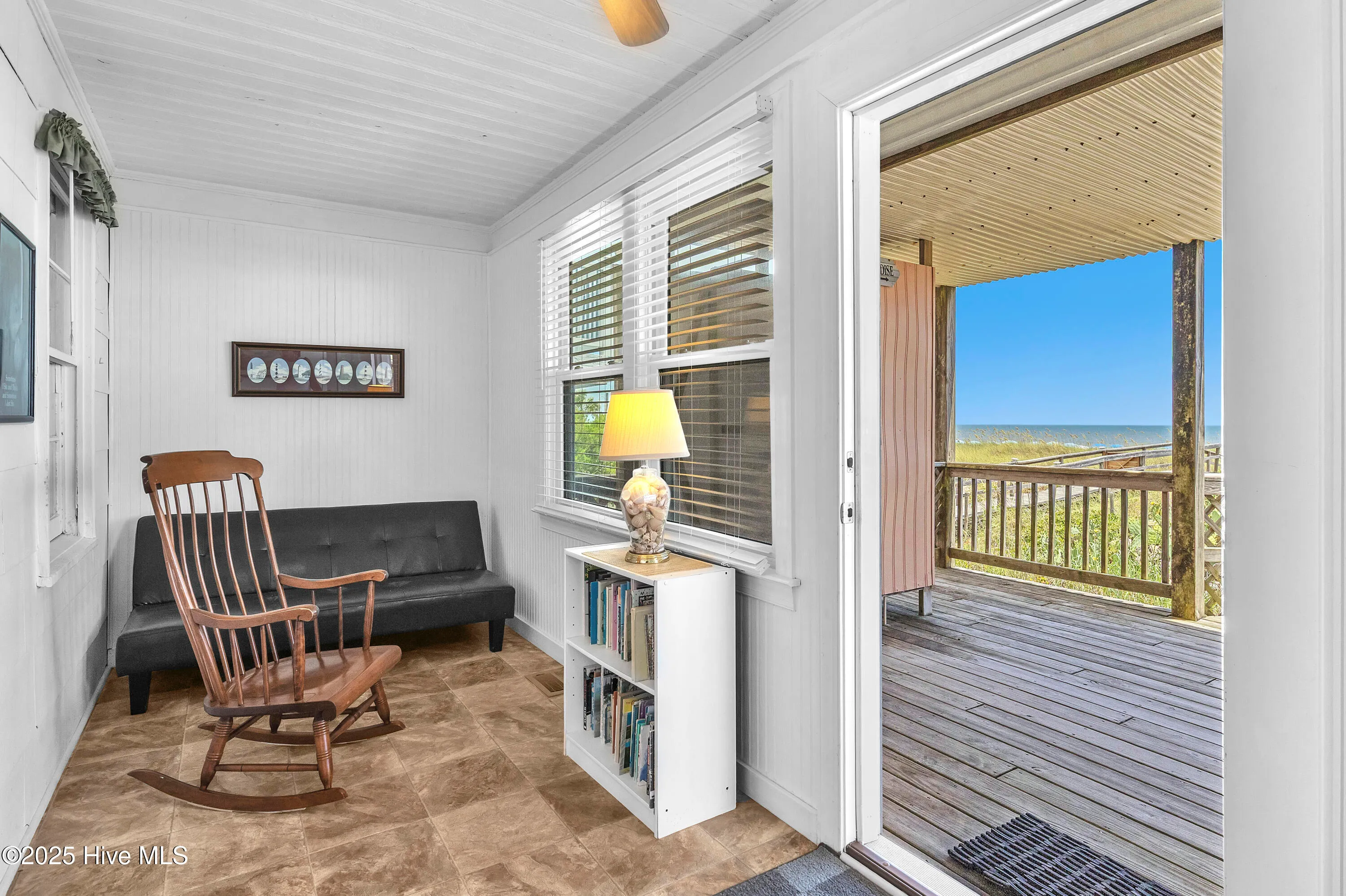 Carolina Beach, North Carolina 28428, United States, 3 Bedrooms Bedrooms, ,2 BathroomsBathrooms,Residential,Active,100422