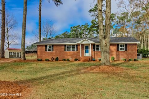 A home in Beulaville