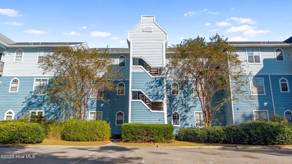 Photo of 4220 Wilshire Boulevard #104-C, Wilmington, NC 28403 (MLS # 100538253)