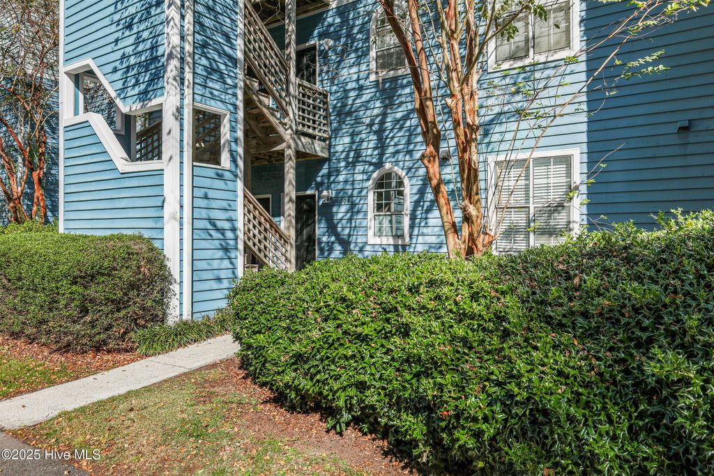 Photo of 4220 Wilshire Boulevard #104-C, Wilmington, NC 28403 (MLS # 100538253)