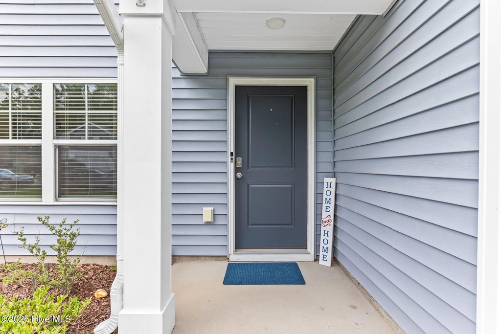Photo of 249 Hope Creek Drive, Hampstead, NC 28443 (MLS # 100518492)