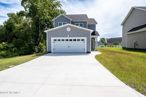 A home in Hubert