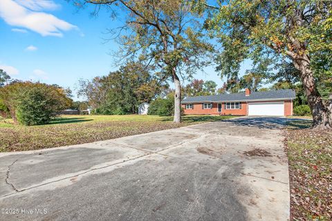 Tiny photo for 165 Thomas Humphrey Road, Jacksonville, NC 28454 (MLS # 100543358)