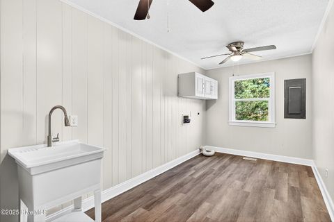 Tiny photo for 165 Thomas Humphrey Road, Jacksonville, NC 28454 (MLS # 100543358)