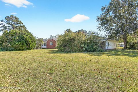 Tiny photo for 165 Thomas Humphrey Road, Jacksonville, NC 28454 (MLS # 100543358)