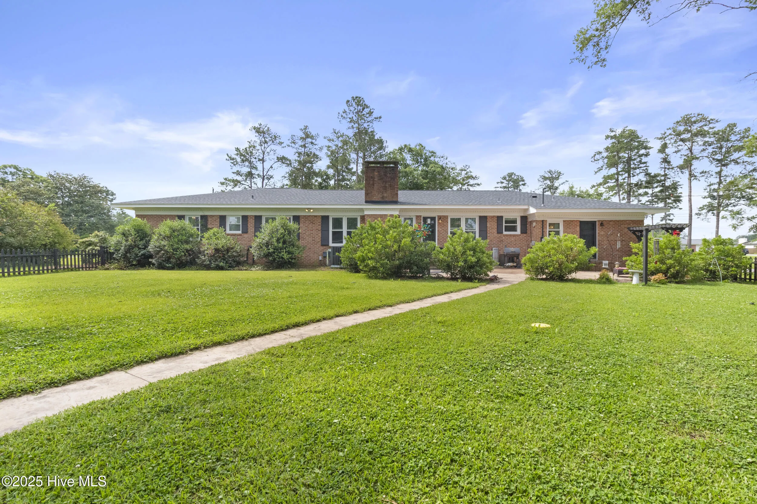 Wallace, North Carolina 28466, United States, 4 Bedrooms Bedrooms, ,3 BathroomsBathrooms,Residential,Active,143135