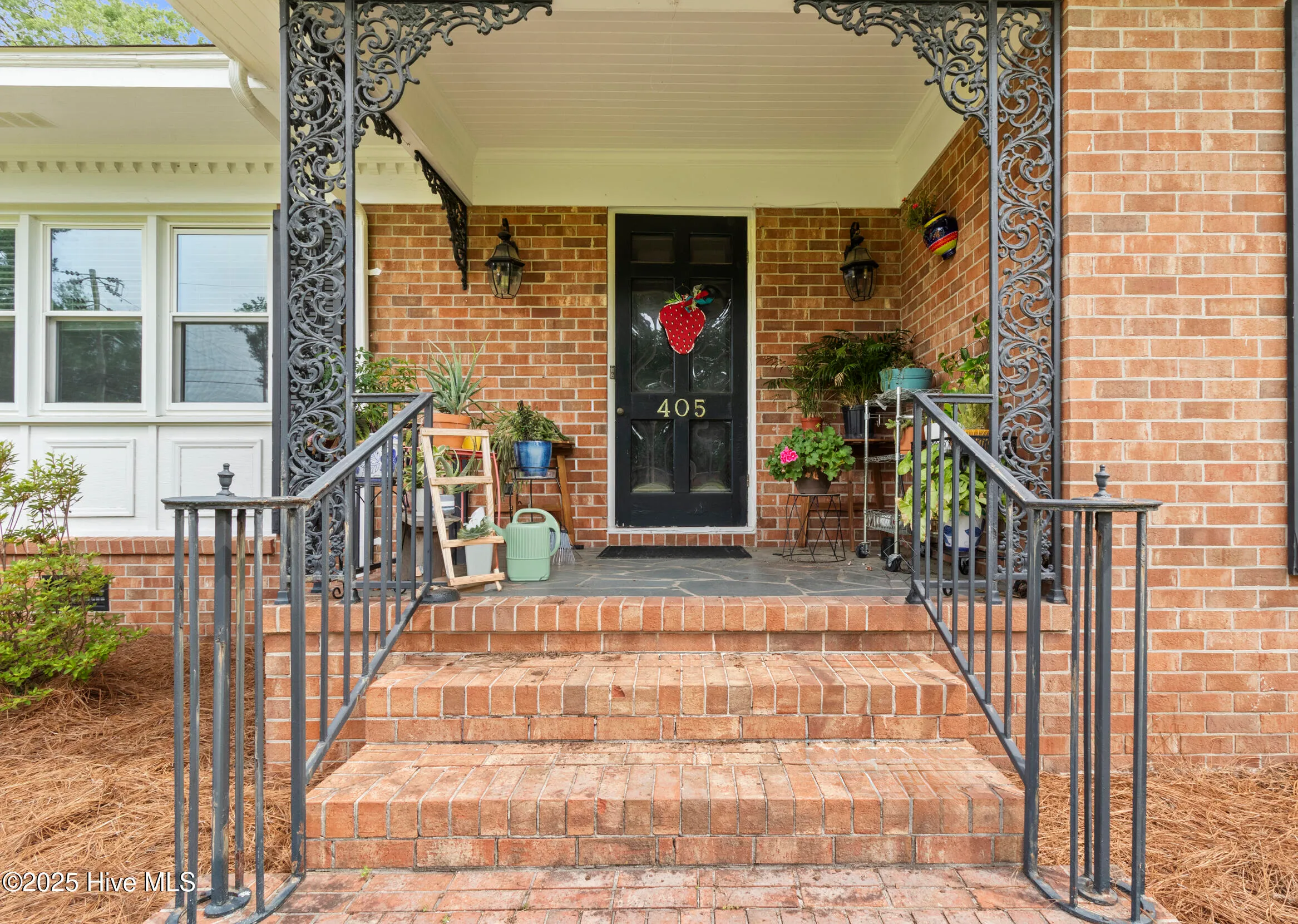 Wallace, North Carolina 28466, United States, 4 Bedrooms Bedrooms, ,3 BathroomsBathrooms,Residential,Active,143135