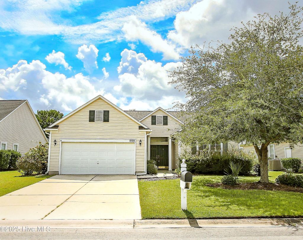 Photo of 1005 Meadowlands Trail NW, Calabash, NC 28467 (MLS # 100543130)