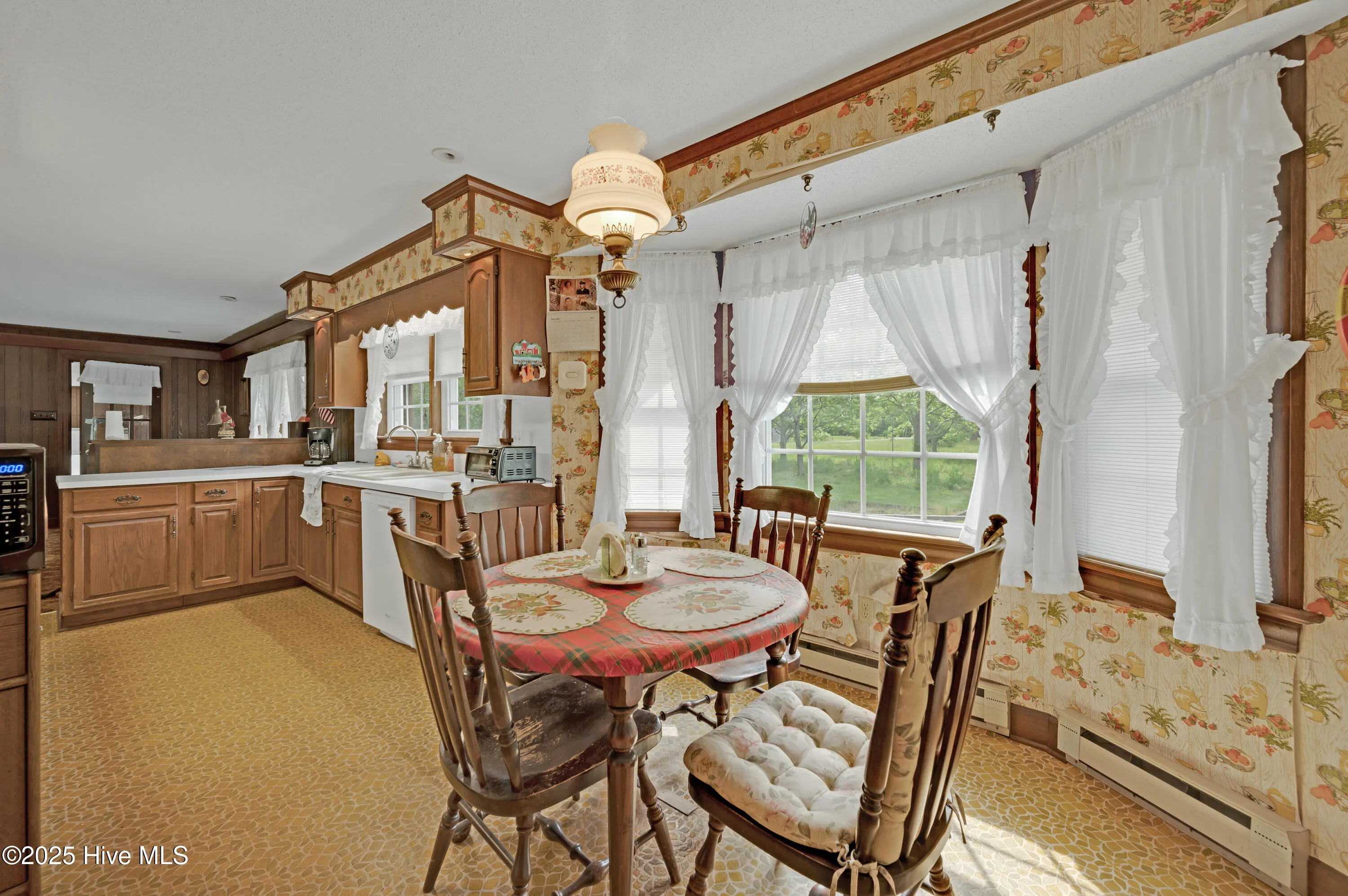 Washington, North Carolina 27889, United States, 4 Bedrooms Bedrooms, ,3 BathroomsBathrooms,Residential,Active,126547