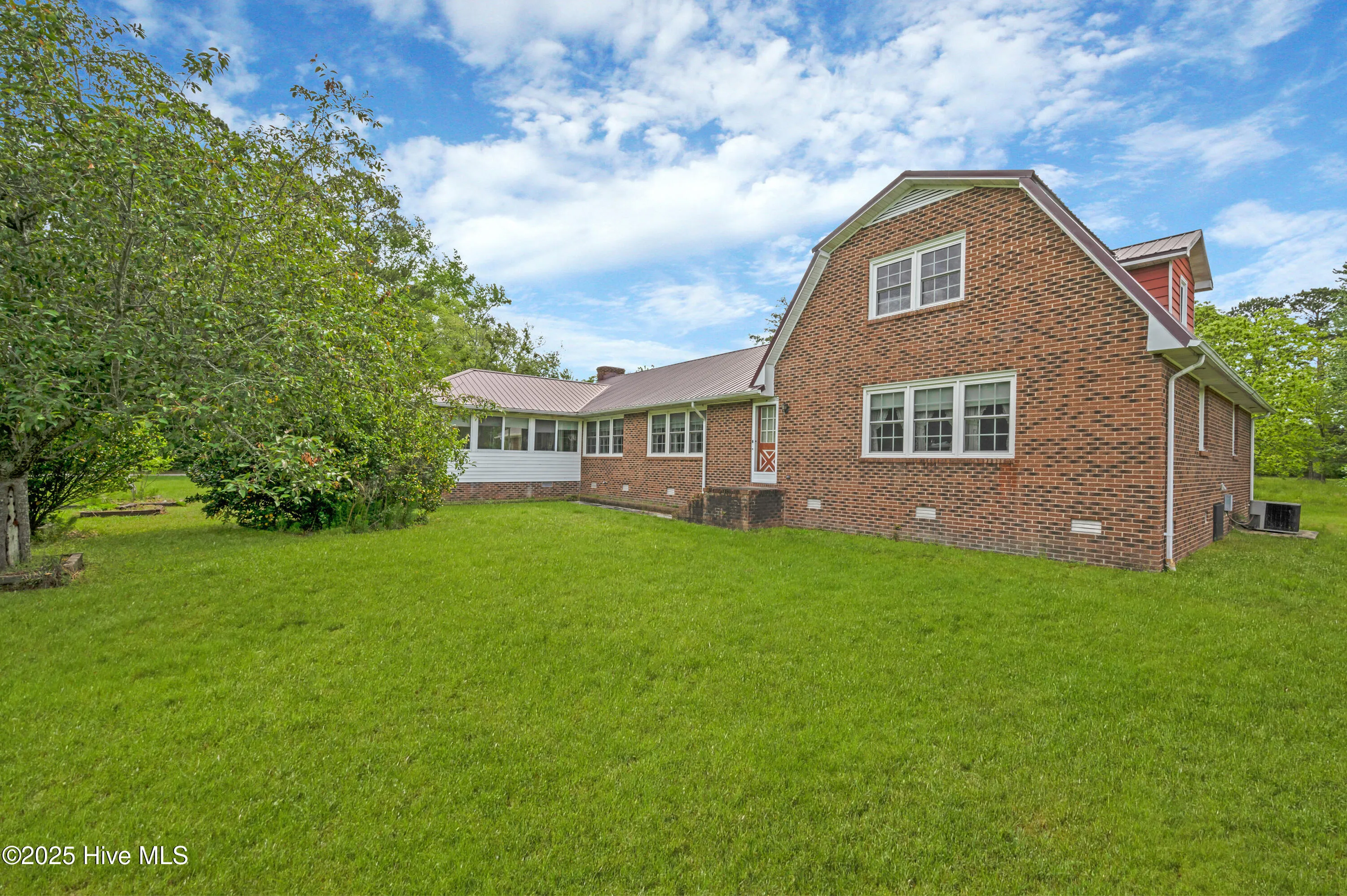 Washington, North Carolina 27889, United States, 4 Bedrooms Bedrooms, ,3 BathroomsBathrooms,Residential,Active,126547