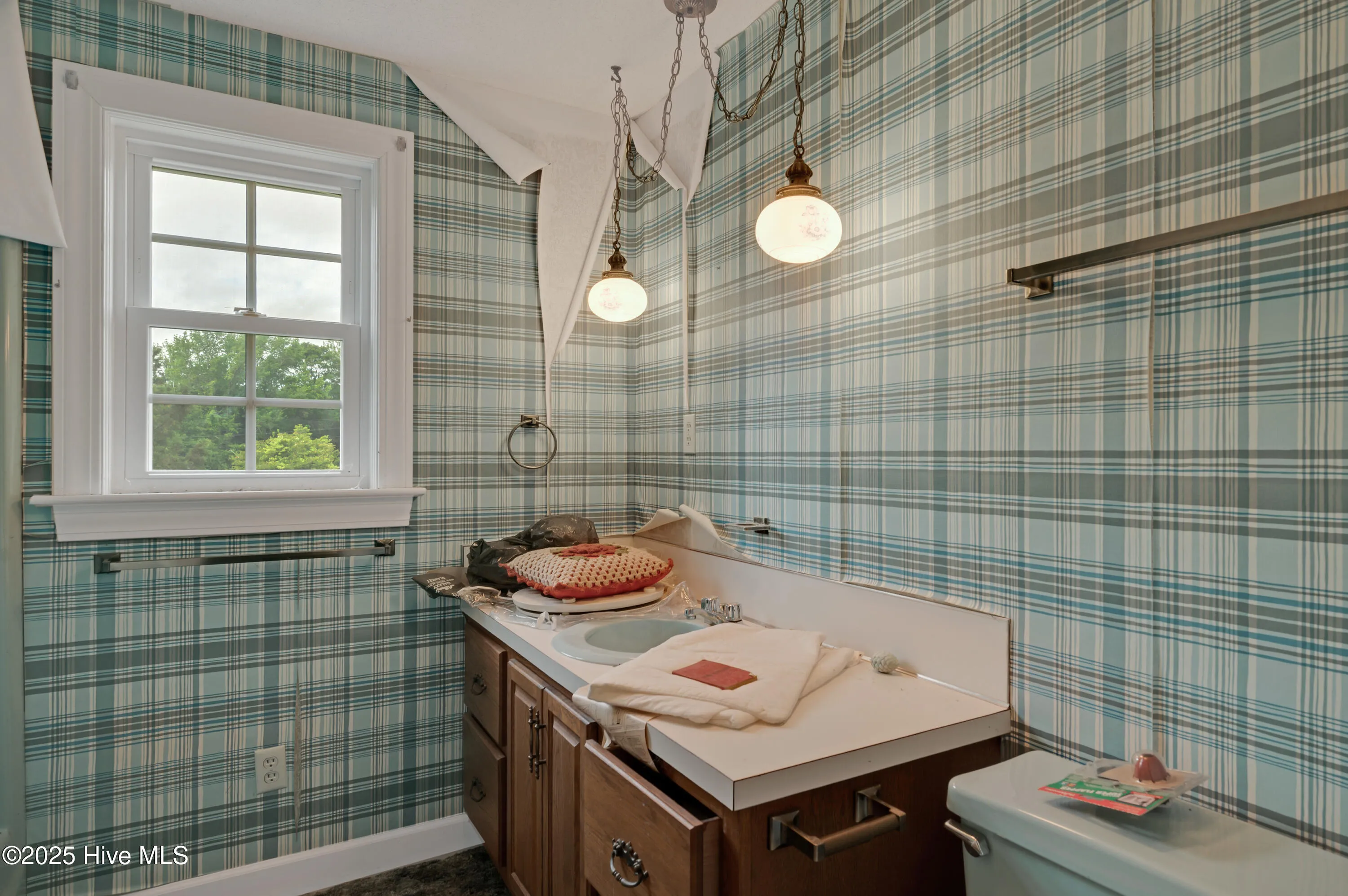 Washington, North Carolina 27889, United States, 4 Bedrooms Bedrooms, ,3 BathroomsBathrooms,Residential,Active,126547