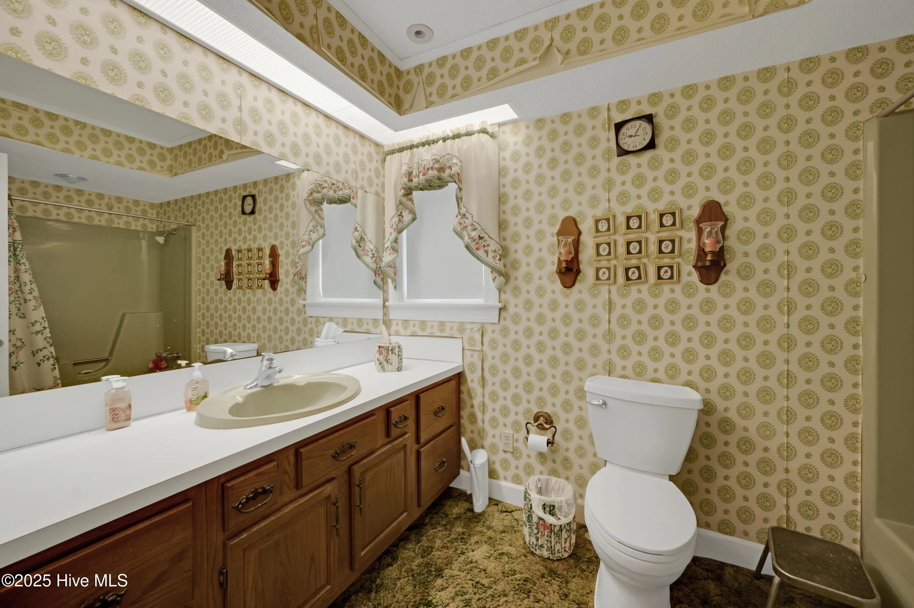 Washington, North Carolina 27889, United States, 4 Bedrooms Bedrooms, ,3 BathroomsBathrooms,Residential,Active,126547