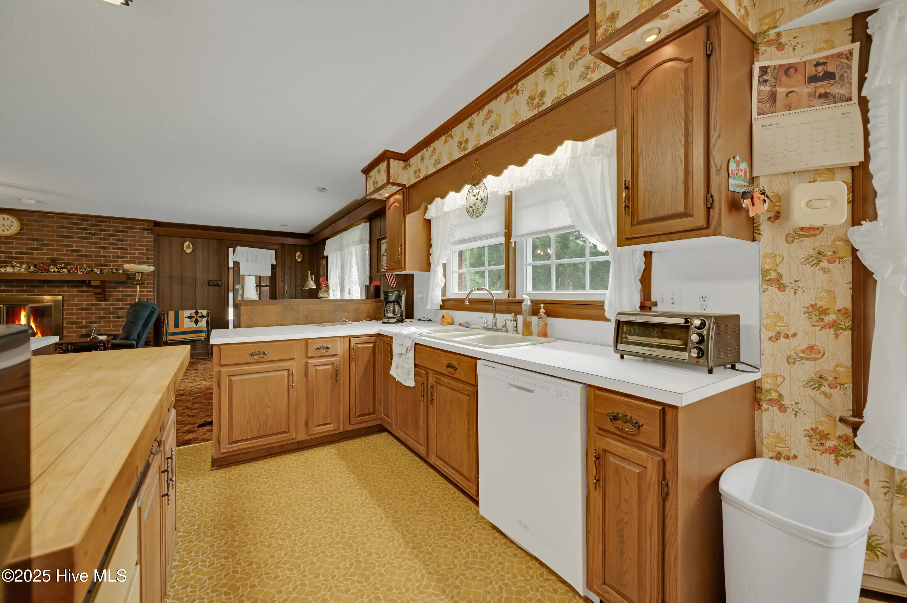 Washington, North Carolina 27889, United States, 4 Bedrooms Bedrooms, ,3 BathroomsBathrooms,Residential,Active,126547